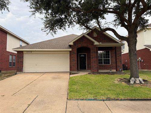 5719 Brookhollow Pine Trl, Houston, TX, 77084-2473 | Card Image