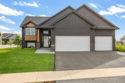 18560 Hexham Ln, LAKEVILLE, MN, 55044-2810 | Card Image