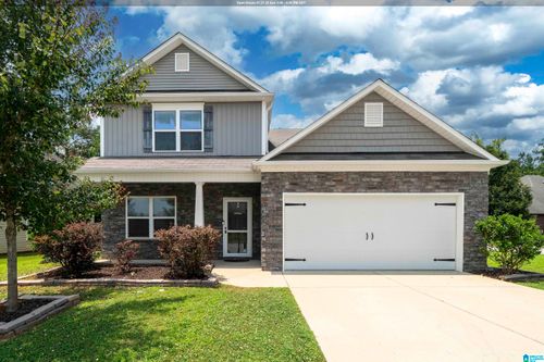 4490 Brookshire Cir, BESSEMER, AL, 35022-7073 | Card Image