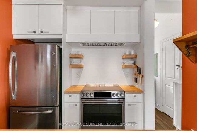 B - 475 Rogers Rd, Condo with 2 bedrooms, 2 bathrooms and 1 parking in York ON | Image 15