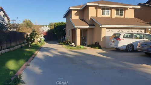 12117 Van Nuys Blvd, Sylmar, CA, 91342-6031 | Card Image