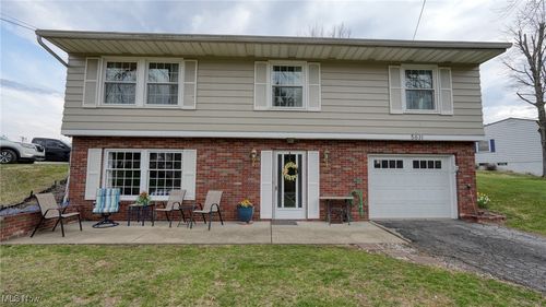 5631 Dogwood Ln, Cambridge, OH, 43725-9397 | Card Image