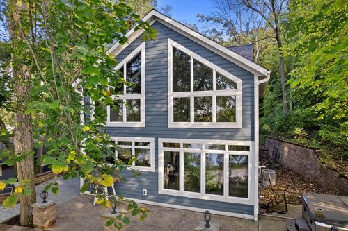 N9254 East Shore Road, East Troy, WI, 53120 | Card Image