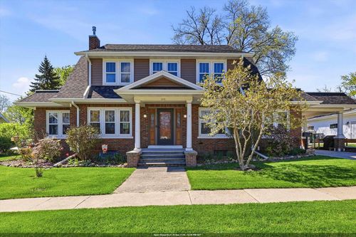 215 Madison Street, BRILLION, WI, 54110 | Card Image