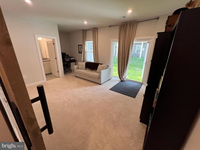 1800 Cherry Birch St, Townhouse with 5 bedrooms, 5 bathrooms and null parking in DUMFRIES VA | Image 24