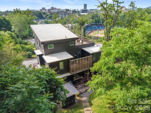 53 Buchanan Pl, Asheville, NC, 28801-4243 | Card Image