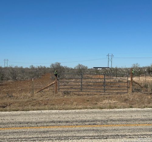 00 Jay Dr, Devine, TX, 78016 | Card Image
