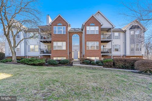 2051-301-2051 Alice Ave, OXON HILL, MD, 20745-3581 | Card Image