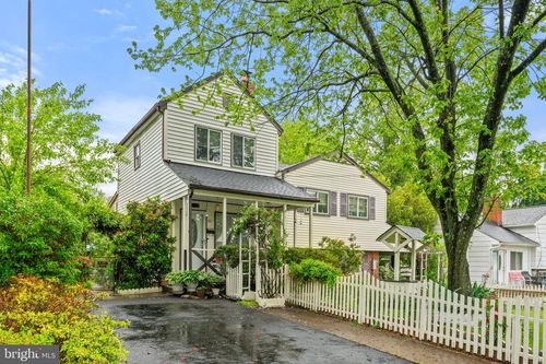 1517 Margaret St, WOODBRIDGE, VA, 22191-1613 | Card Image