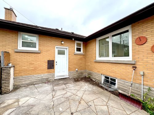 50 Jackson Ave, Kitchener, ON, N2H3N8 | Card Image