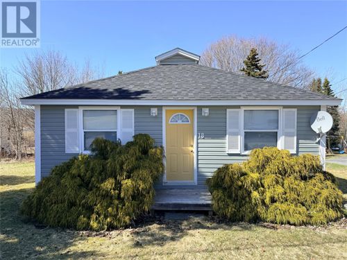 18 Whites Road, Carbonear, NL, A1Y1A4 | Card Image