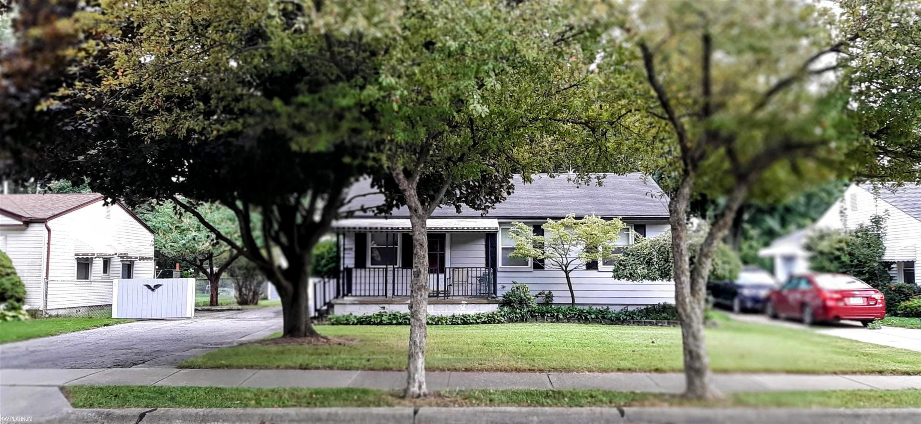 Orr Ave, Warren, MI 48091