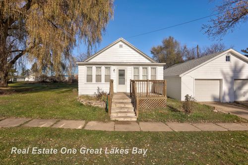 334 Main St, Sterling, MI, 48659-9567 | Card Image