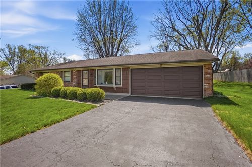 6225 Possum Run Road, Bellbrook, OH, 45440 | Card Image