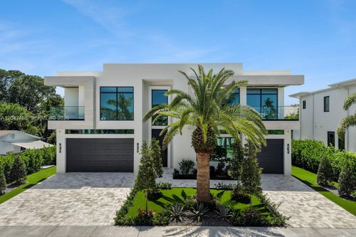 1051 Ne 2nd Ter, Boca Raton, FL, 33432-2729 | Card Image