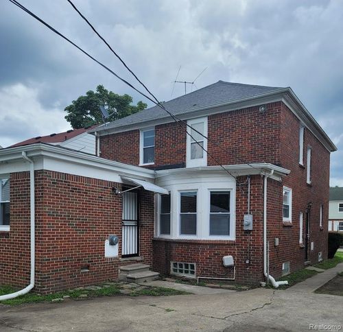 19167 Sorrento St, Detroit, MI, 48235-1231 | Card Image