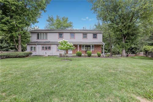 11 Green Hedges Ln, Blauvelt, NY, 10913-1214 | Card Image