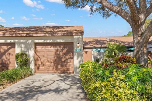 4425 Park Lake Ter N, BRADENTON, FL, 34209-6204 | Card Image