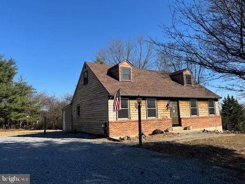 202 Rebecca Ln, COATESVILLE, PA, 19320-4102 | Card Image