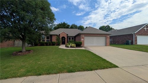 3232 W Drakestone St, Fayetteville, AR, 72704-6367 | Card Image