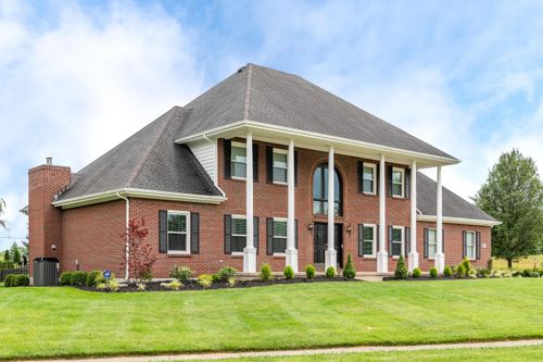 9950 Stonemead Way, Dayton, OH, 45458-9253 | Card Image