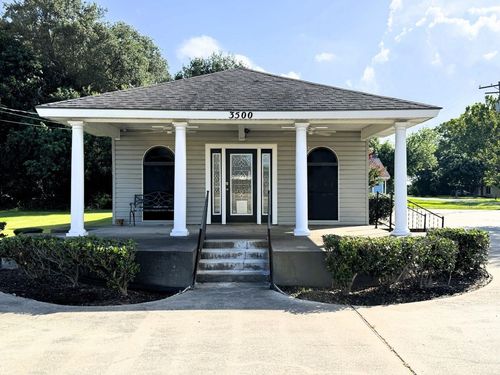 3500 Main Ave, Groves, TX, 77619-4541 | Card Image