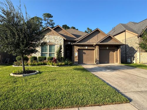 154 Deerfield Meadow Dr, Conroe, TX, 77384-1404 | Card Image