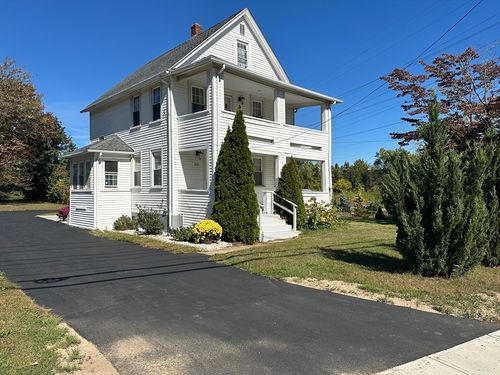 712 Cooper St, Agawam, MA, 01001-2177 | Card Image