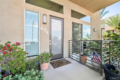 694 N Central Ave, Upland, CA, 91786 | Card Image