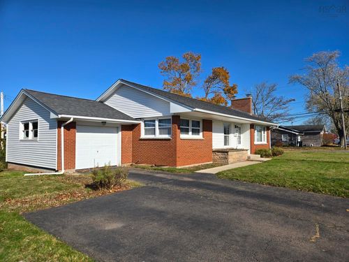 47 Beechwood Dr, Truro, NS, B2N1R3 | Card Image