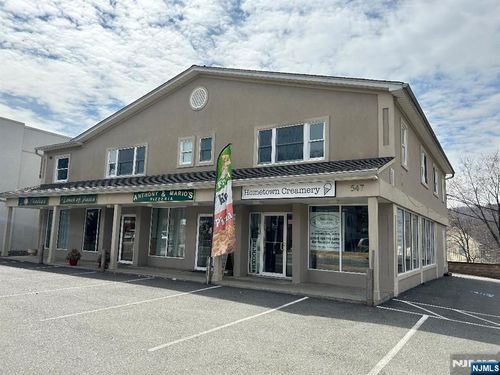 547 High Mountain Rd, North Haledon, NJ, 07508-2663 | Card Image