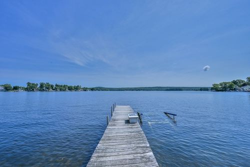 261 Thompson Rd, Webster, MA, 01570-1502 | Card Image