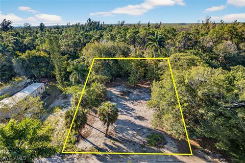 2596 Holly Ave, NAPLES, FL, 34112-7316 | Card Image