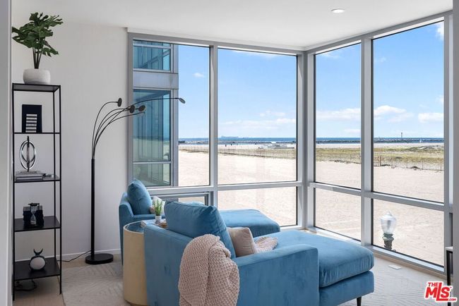 APT-201 - 5205 Ocean Front Walk, Condo with 2 bedrooms, 3 bathrooms and 2 parking in Marina del Rey CA | Image 20