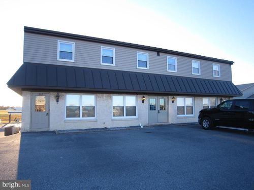 apt-b-304 N Hoover Ave, NEW HOLLAND, PA, 17557-1162 | Card Image