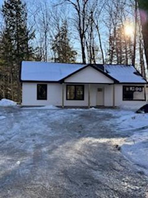 31 Hattie Pike Road, Fryeburg, ME, 04009 | Card Image