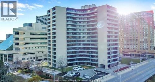507-111 Riverside Dr E, Windsor, ON, N9A2S6 | Card Image