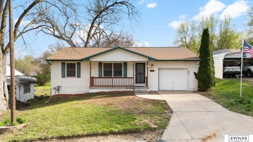 901 Green St, Glenwood, IA, 51534-1626 | Card Image