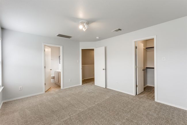 33 Verde Ranch Loop, Townhouse with 3 bedrooms, 3 bathrooms and 2 parking in Leander TX | Image 10