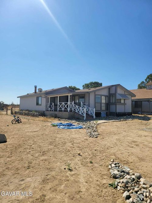 33391 165th St E, Llano, CA, 93544-1109 | Card Image