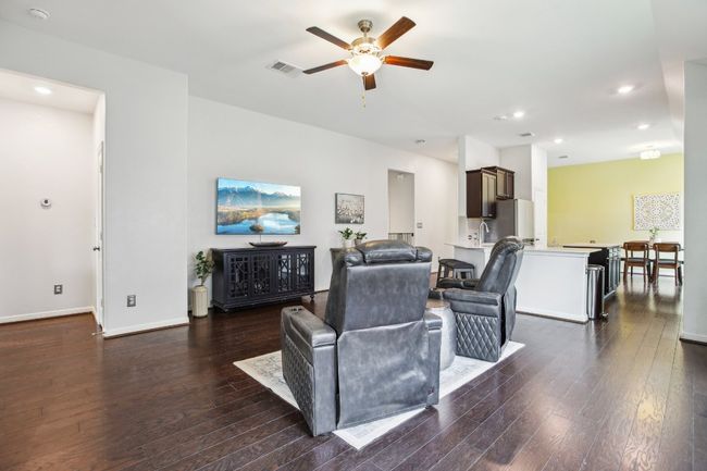 1421 Morning View Rd, House other with 3 bedrooms, 2 bathrooms and 6 parking in Georgetown TX | Image 9