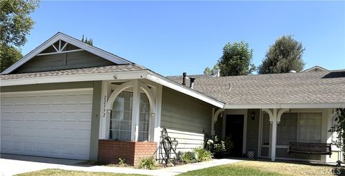 22552 Barcotta Dr, Santa Clarita, CA, 91350-3648 | Card Image