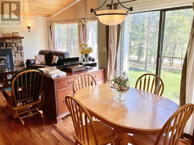 1715 Highway 33, House other with 3 bedrooms, 3 bathrooms and 1 parking in Rock Creek BC | Image 22