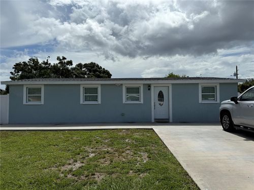 2927 W Henry Ave, TAMPA, FL, 33614-6028 | Card Image