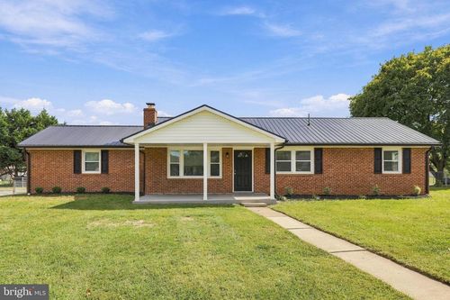 328 Richard St, MARTINSBURG, WV, 25404-9079 | Card Image