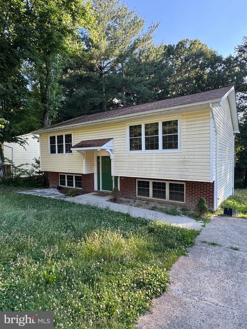 414 Cleveland Ct, FREDERICKSBURG, VA, 22407-6358 | Card Image