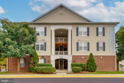 201 - 42539 Mayflower, Condo with 2 bedrooms, 2 bathrooms and null parking in BRAMBLETON VA | Image 1