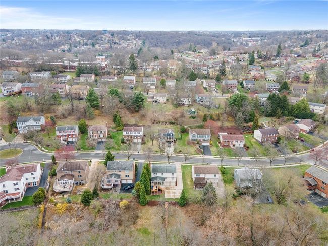 109 Halsey Ct, House other with 4 bedrooms, 3 bathrooms and 2 parking in Mt. Lebanon PA | Image 43