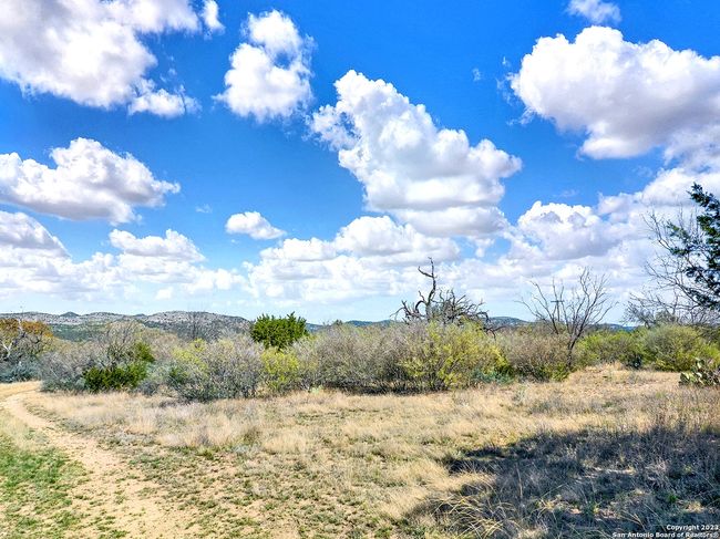 321 Robin Rd, Home with 0 bedrooms, 0 bathrooms and null parking in Camp Wood TX | Image 13