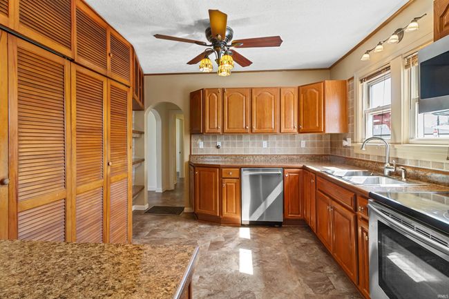 9363 S Marion Rd, House other with 3 bedrooms, 2 bathrooms and null parking in Warren IN | Image 11